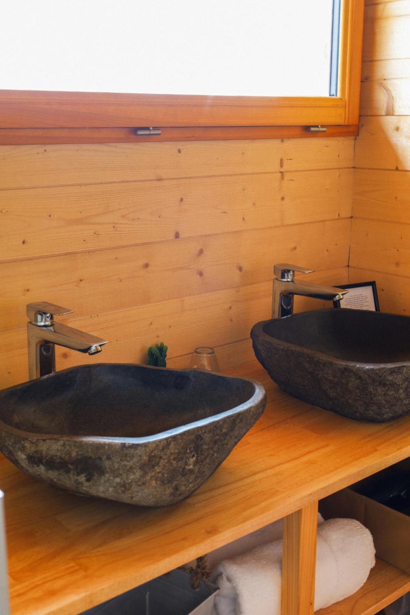 Bed and Breakfast Le Domaine De La Tour Des Vents Bergerac Exterior foto